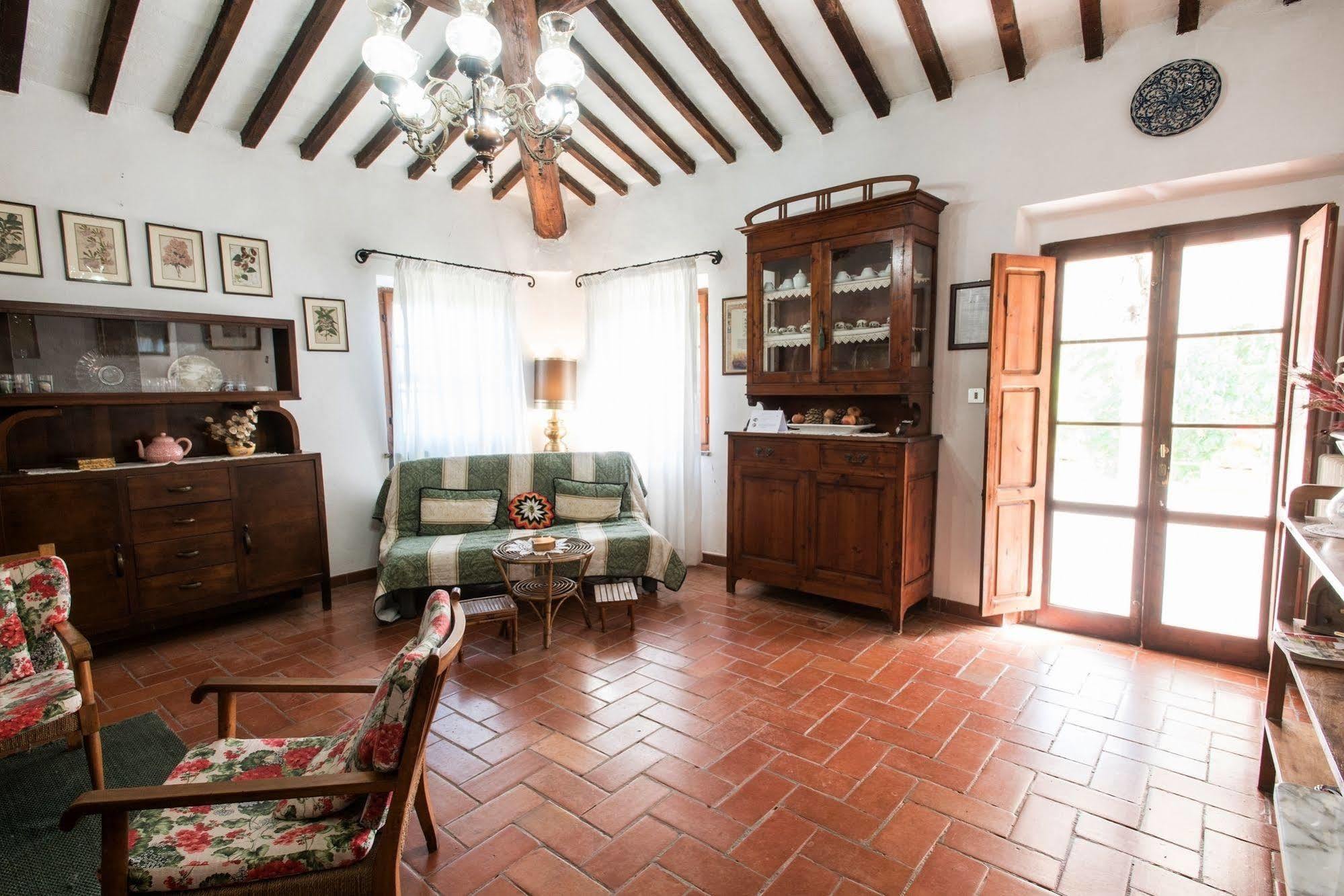 Agriturismo Podere Caggiolo - Swimming Pool & Air Conditioning Marciano della Chiana المظهر الخارجي الصورة